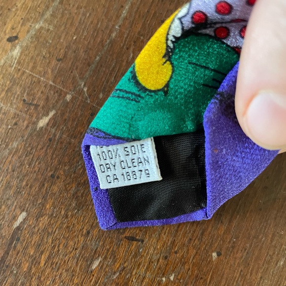 Looney Tunes Necktie - Picture 5 of 5